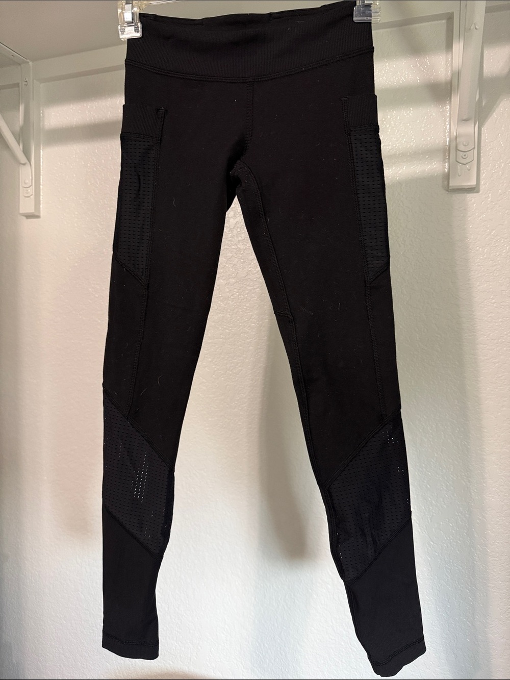 Ivivva leggings.